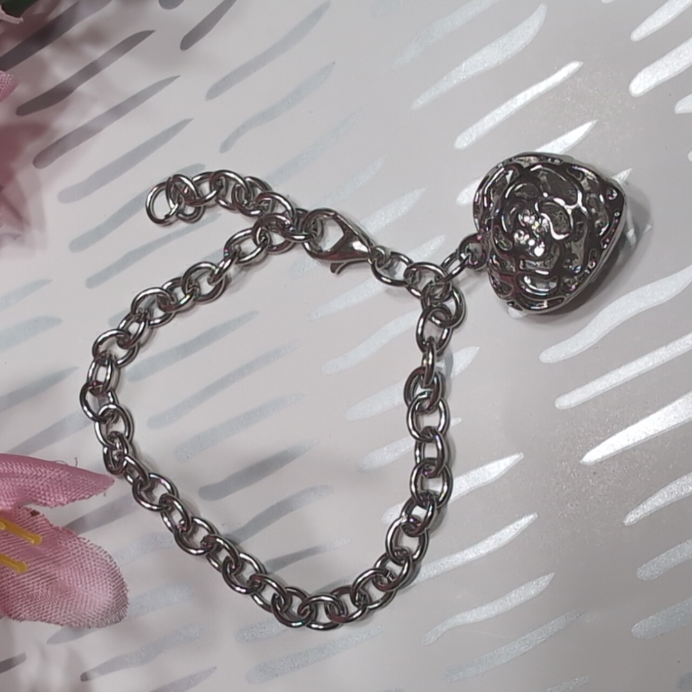 Swarovski Crystal Heart Charm Bracelet Rhodium Overlay Adjustable NWOT